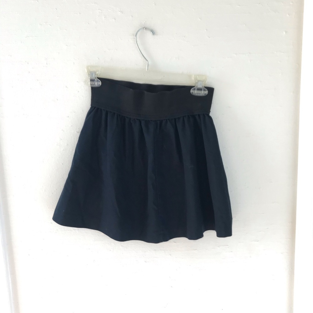 Skater navy skirt